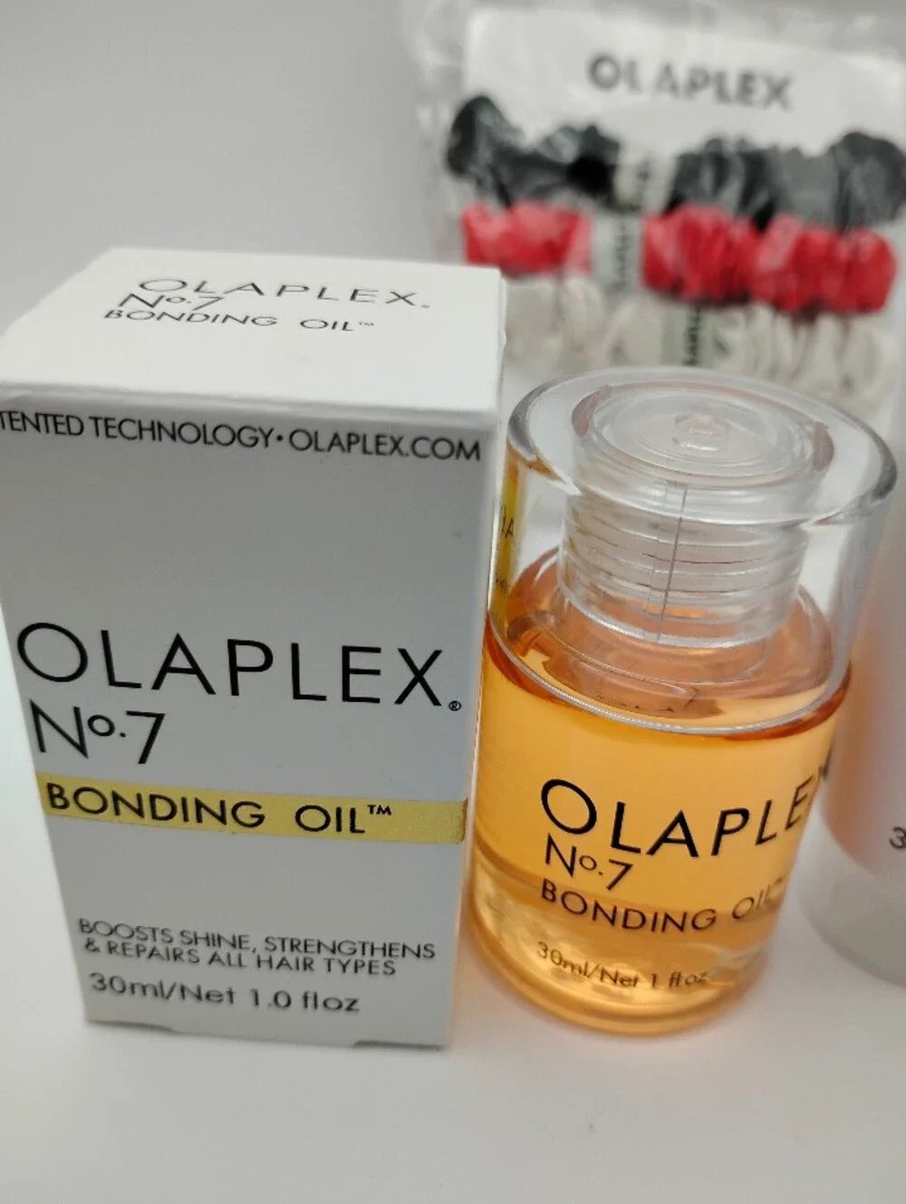 Olaplex Set with No.7 Bonding Oil & Nourishing  Mask, & 3 Piece Silk Hair Ties